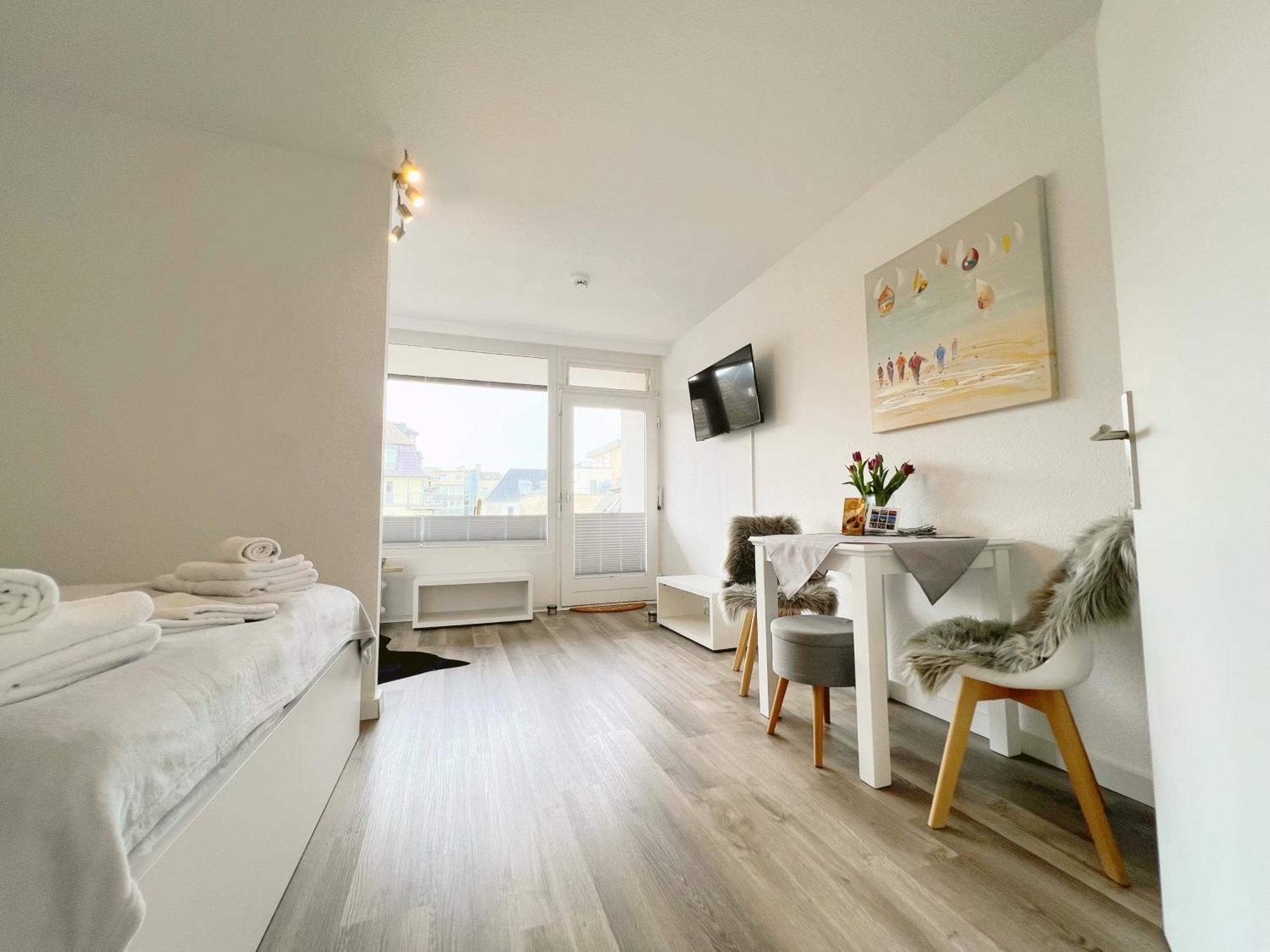 Strandnah Balkon Strandlaeufer 1 & 2 Apartment
